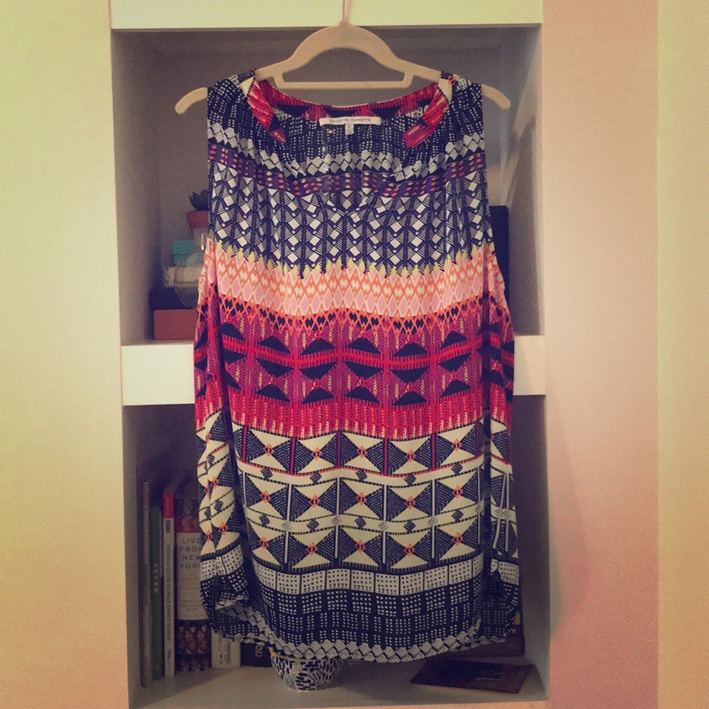 Colorful sleeveless top